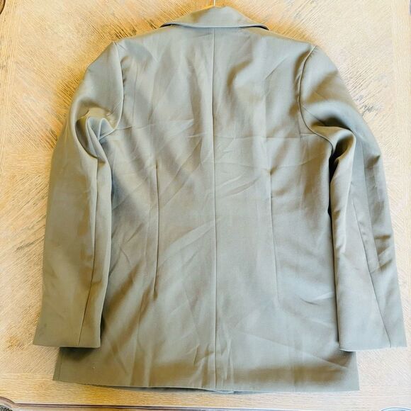 Nasty Gal oversized Olive blazer in size US 4 button front taupe size M - Picture 4 of 7